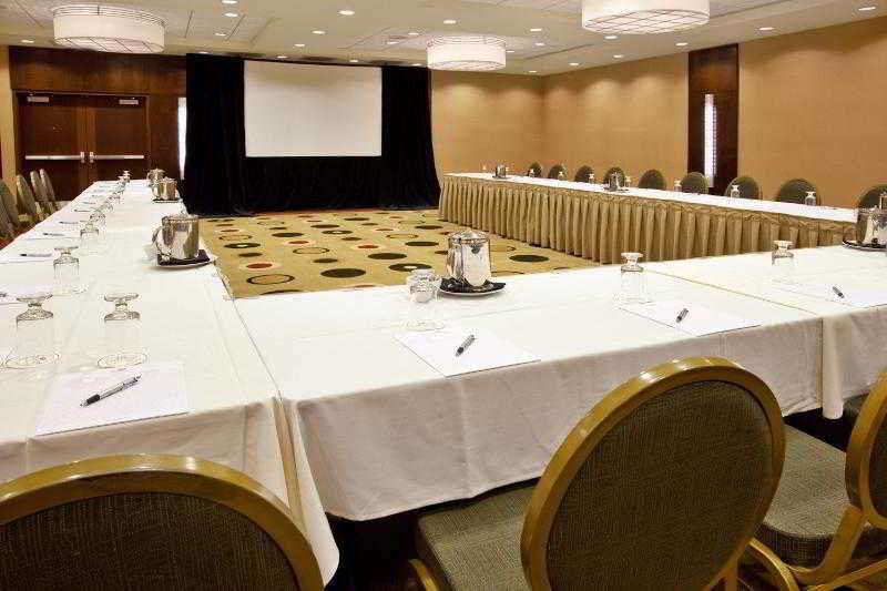 Crowne Plaza - West Loop By Ihg Hotel